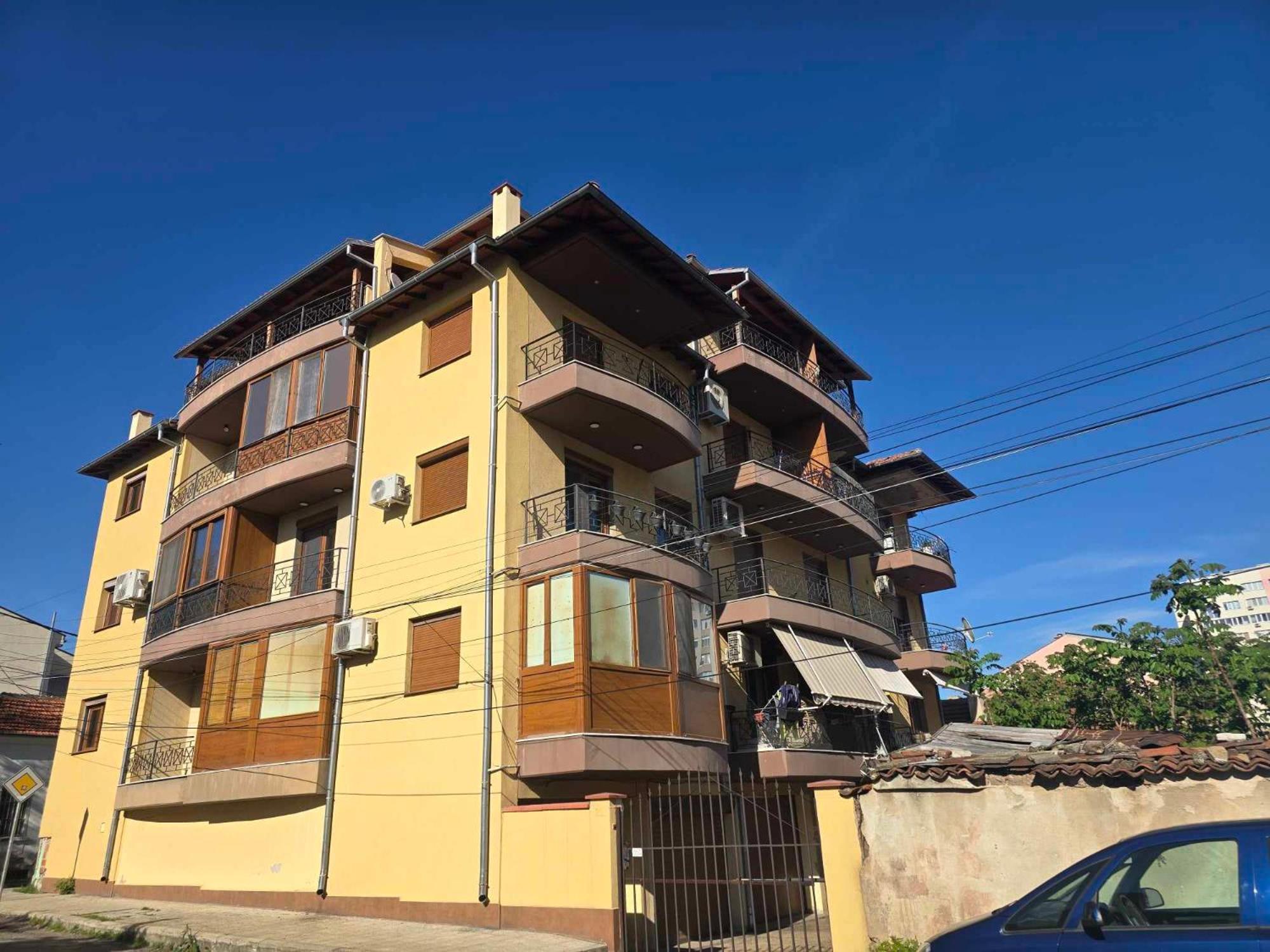 Luxury City Centre Appartment Iva Sliven Exterior foto